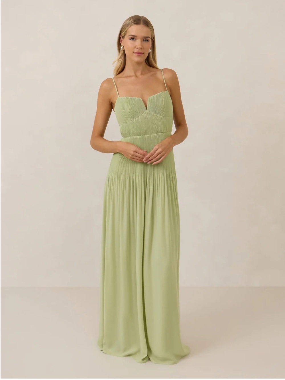 Park & Fifth Lena dress / size medium / pistachio green chiffon